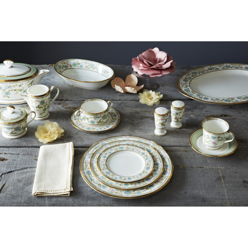 Noritake Yoshino 20 Piece Bone China Dinnerware Set, Service for 4